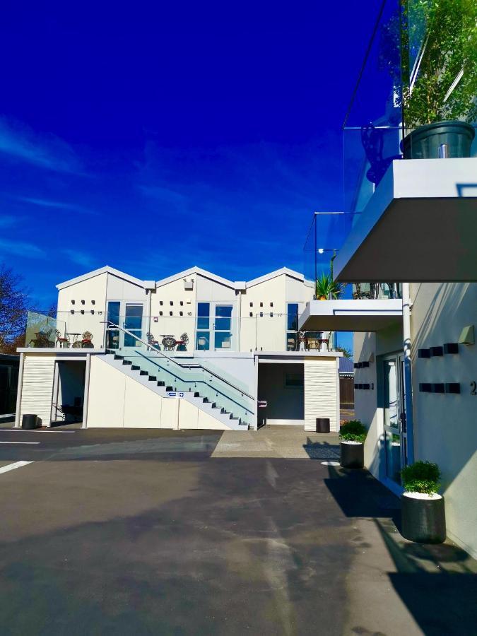 V Motel Christchurch Exterior photo